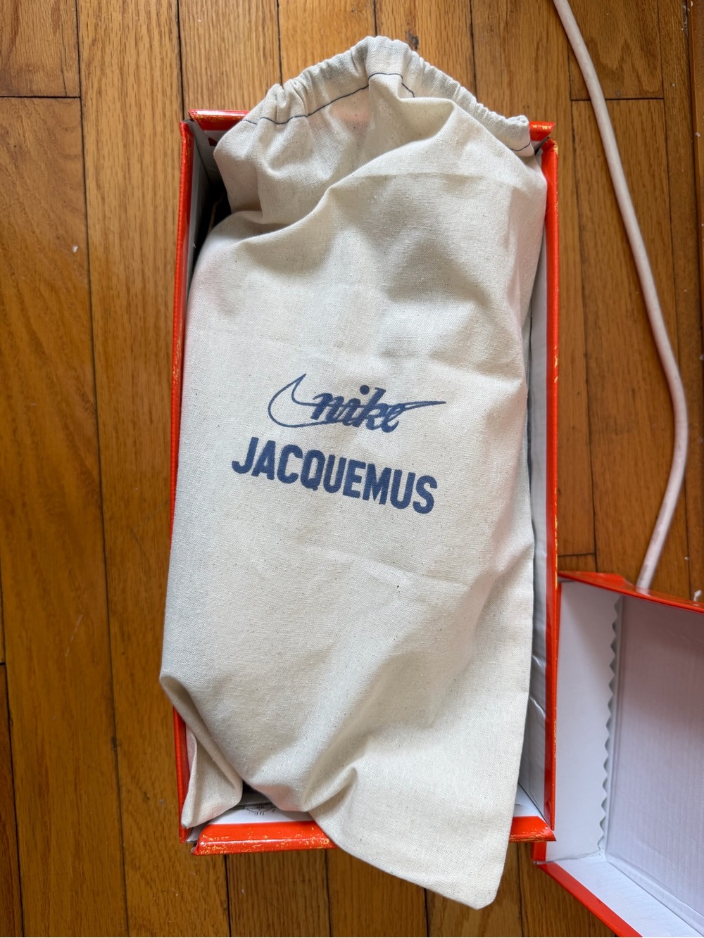 NWT Nike x Jacquemus Moon Shoes - Soft Pearl Size 8 - Picture 2 of 5